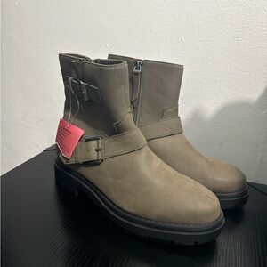 Toms Ankle Boots in Taupe with Black Sole